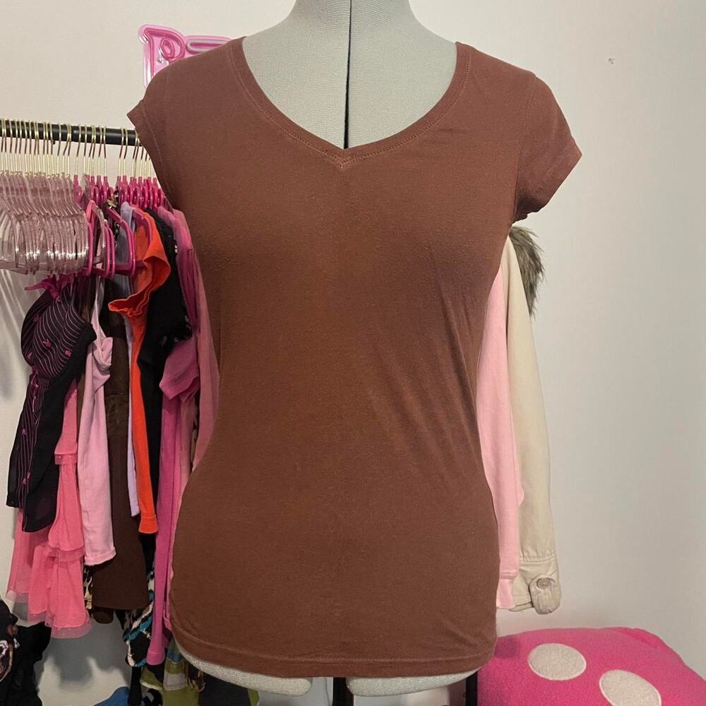 Brown v neck short sleeve top